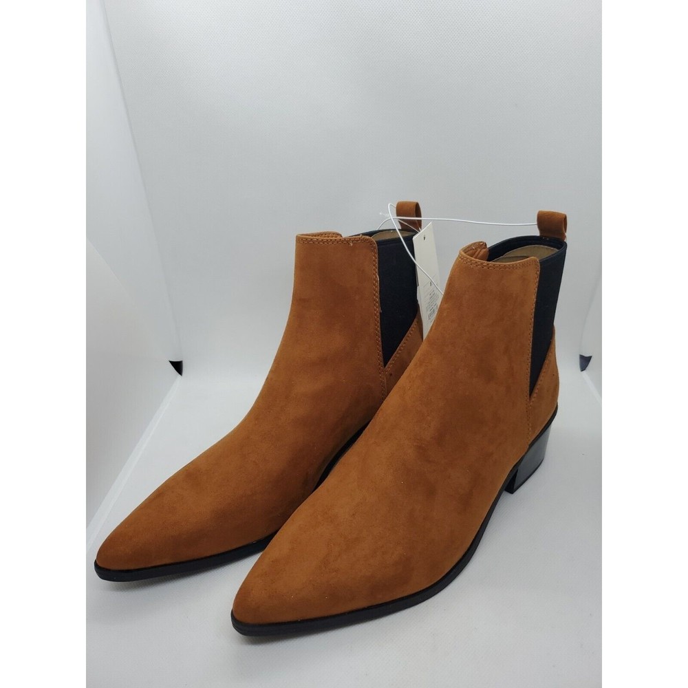 NWT Ladies Shoes Size 8-1/2, Brown Suede-like with Black Accent Panel